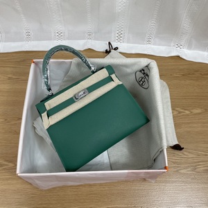 Hermes Handbags 250